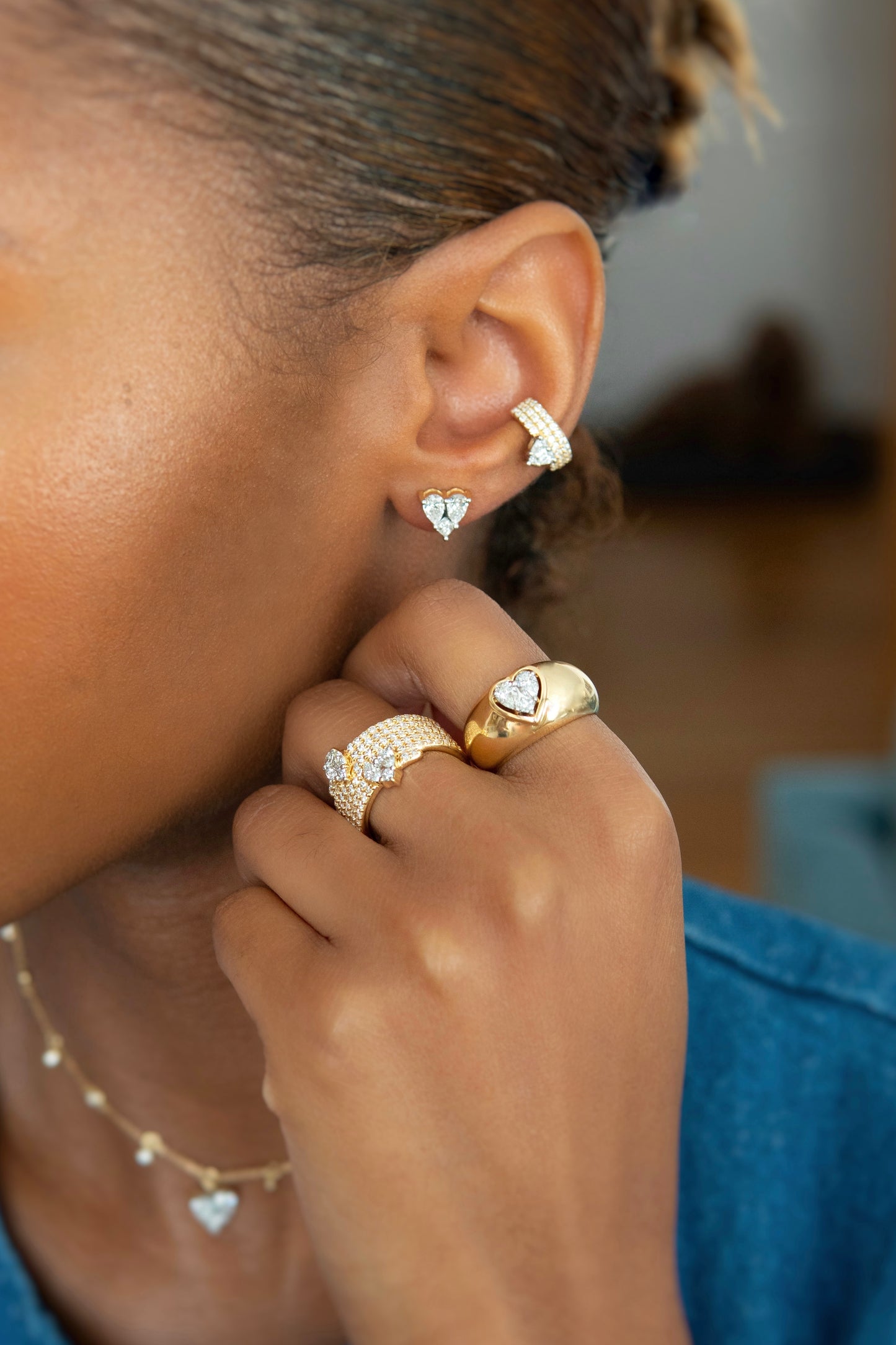 Le Cercle Illusion Diamond Heart Stud Earrings