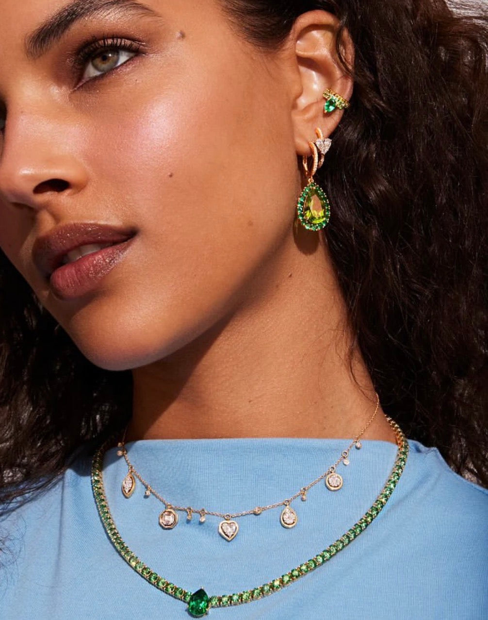 Le Cercle Ombre Emerald Ear Cuff