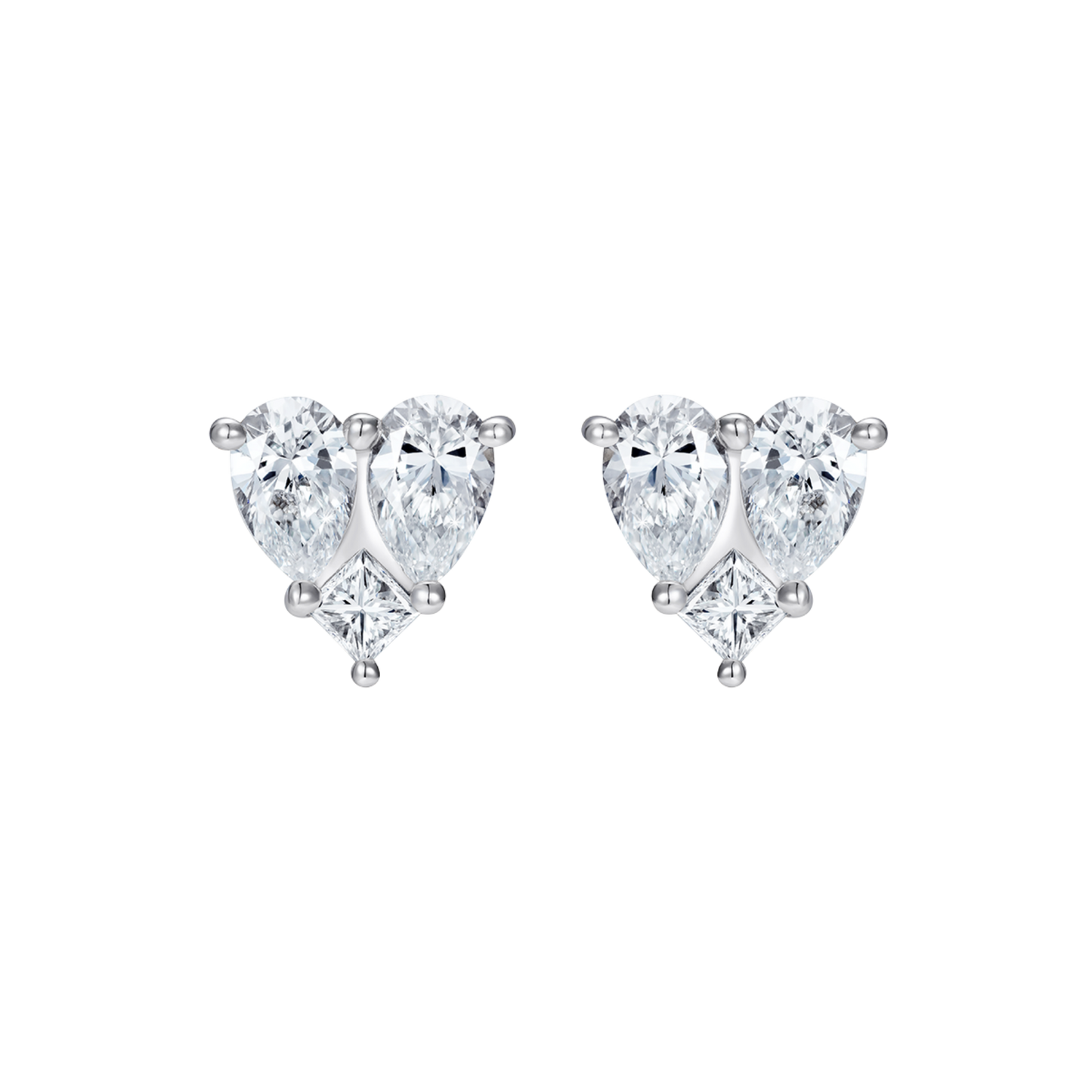Le Cercle Illusion Diamond Heart Stud Earrings