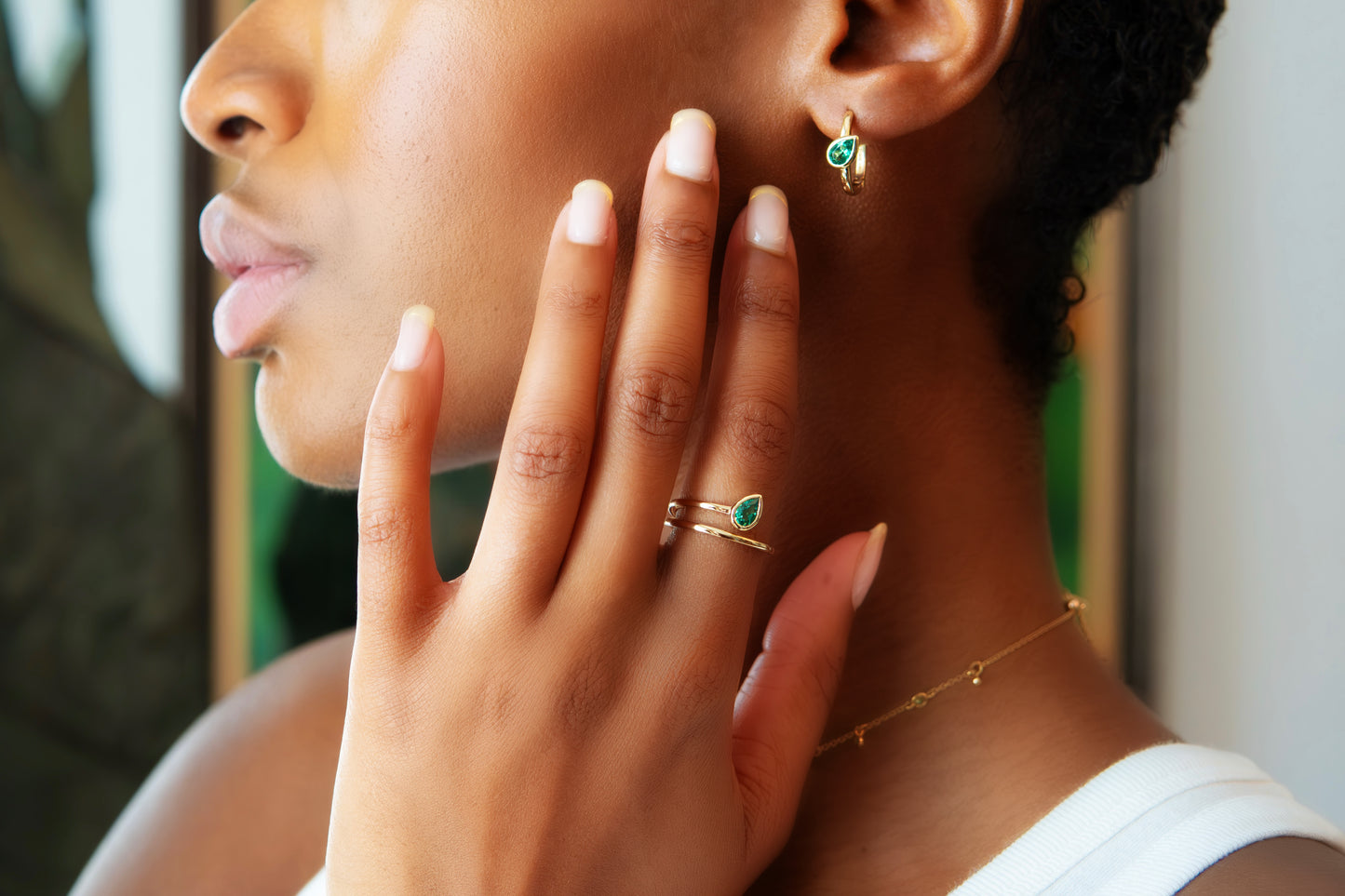 Le Cercle Emerald Pear Shaped Huggies