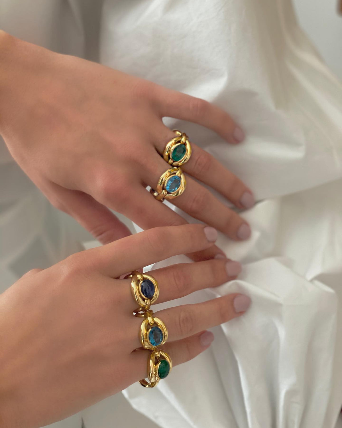 Catena Emerald Cabochon Ring