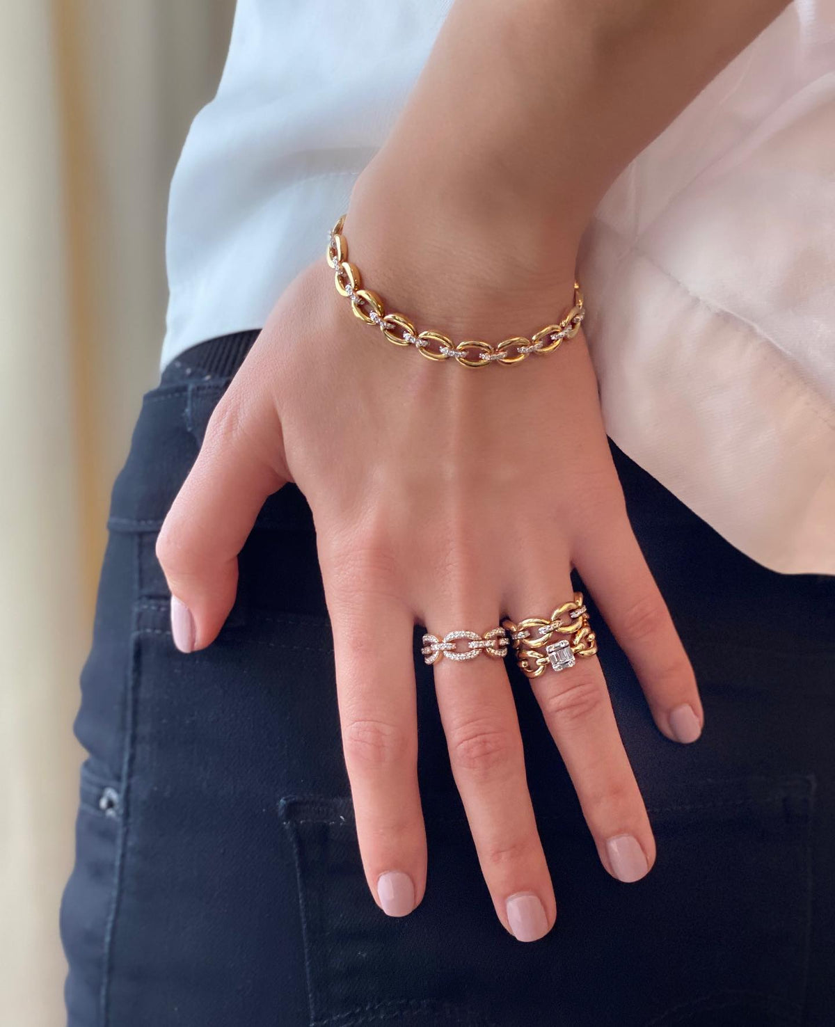 Catena petite diamond pave’ ring