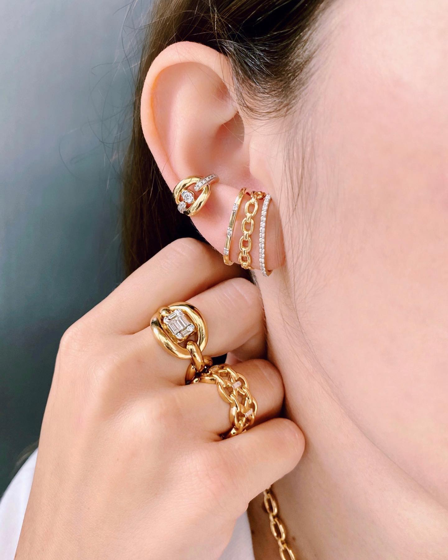 Catena diamond triple ear lobe earrings